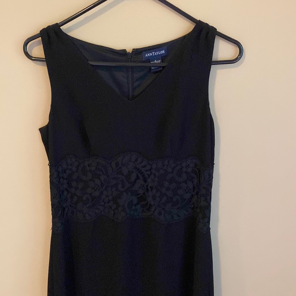 Ann Taylor black dress size 2 with lace
